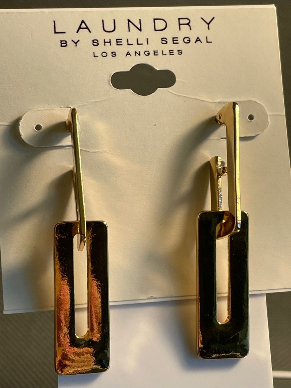 Laundry By Shelli Segal Gold Link Drop Earrings 2” long Post Style